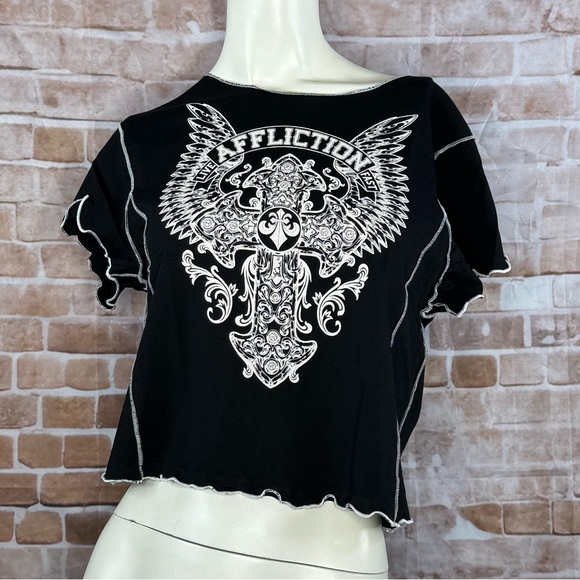 Affliction Women’s Graphic Baby Tee -Size: XL- NWOT - Picture 2 of 12